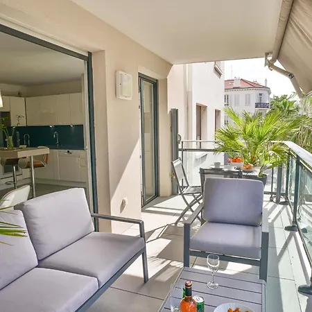 Design Avec Terrasse Et Proche De Апартаменты Канны