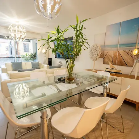 Design Avec Terrasse Et Proche De Daire *