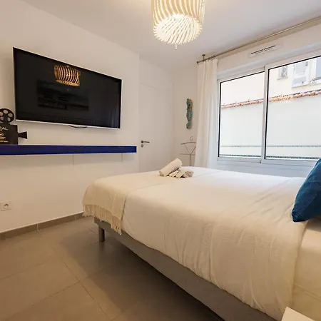 Design Avec Terrasse Et Proche De Cannes