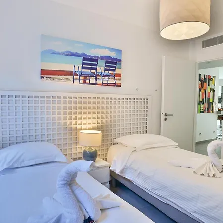 Design Avec Terrasse Et Proche De